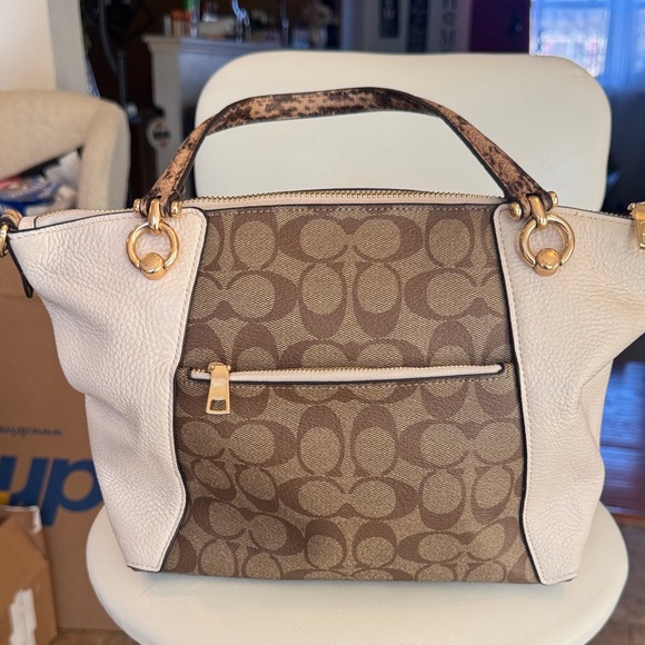 Coach Tan and Cream Shoulder Bag - Picture 2 of 4